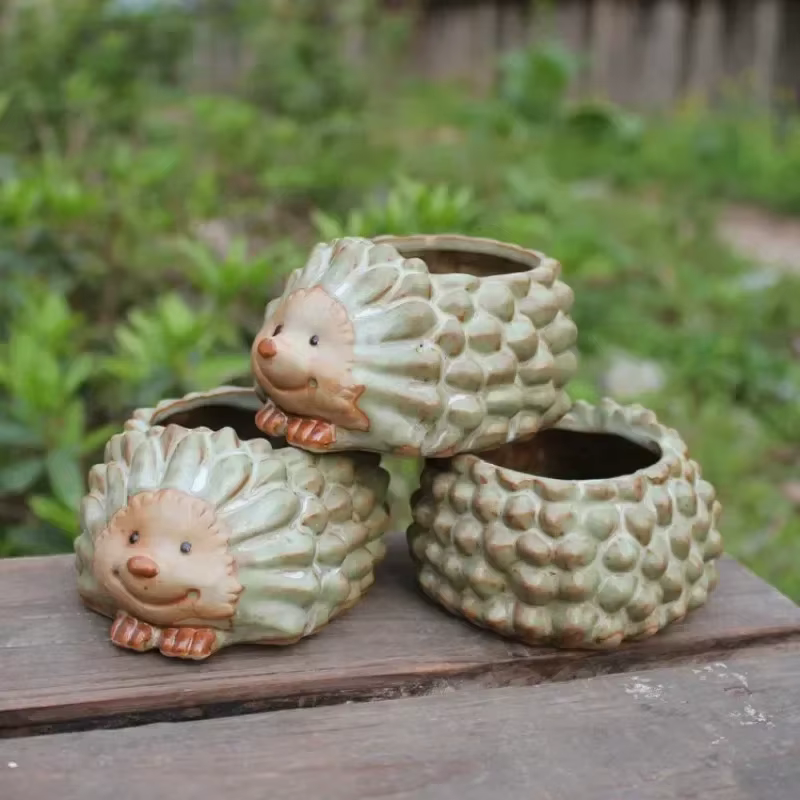 Jardinière en céramique hérisson mignon