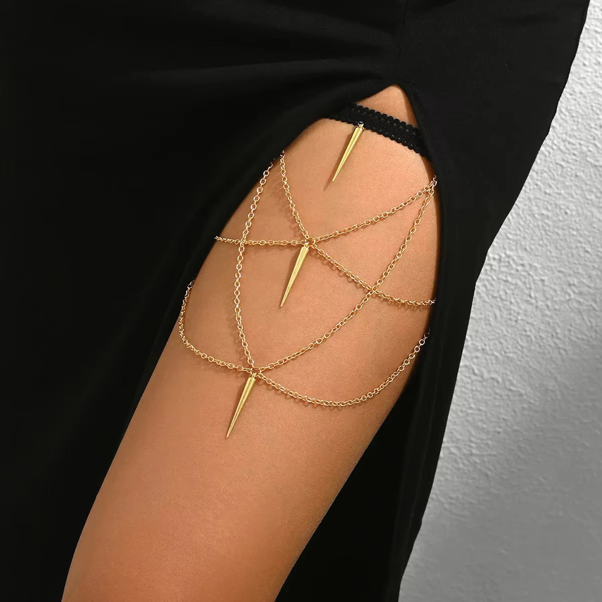 Bijoux transfrontaliers Sexy pour fille épicée, bande élastique, chaîne de jambe, rivets, pompon, décorations de jambe pour femmes, accessoires de mode uniques