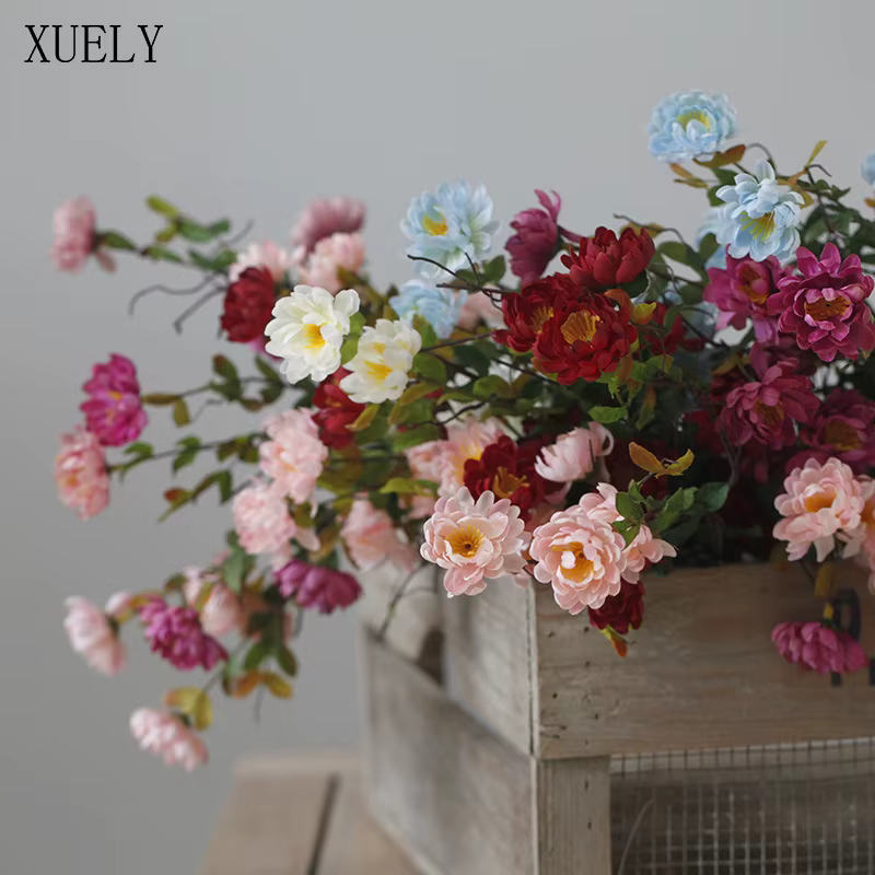 Fleurs de marguerite de soie de chrysanthème rétro