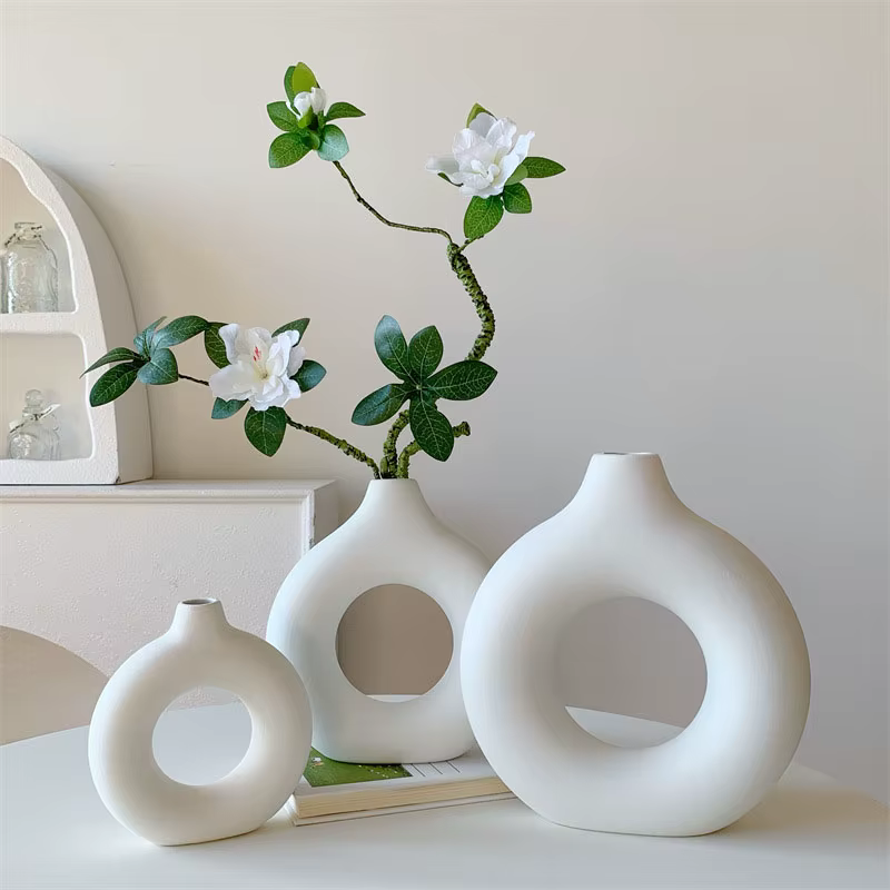 Vase en plastique imitation céramique