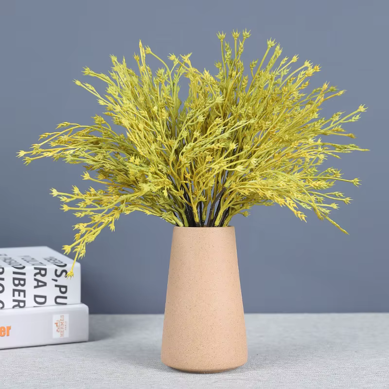Plante d'herbe artificielle pour amoureux