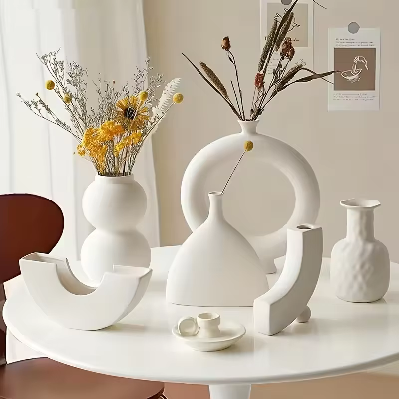 Vase en céramique nordique