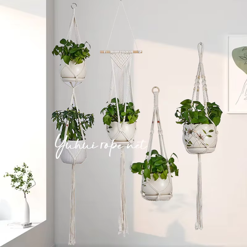 Panier suspendu pour plantes en macramé fait à la main