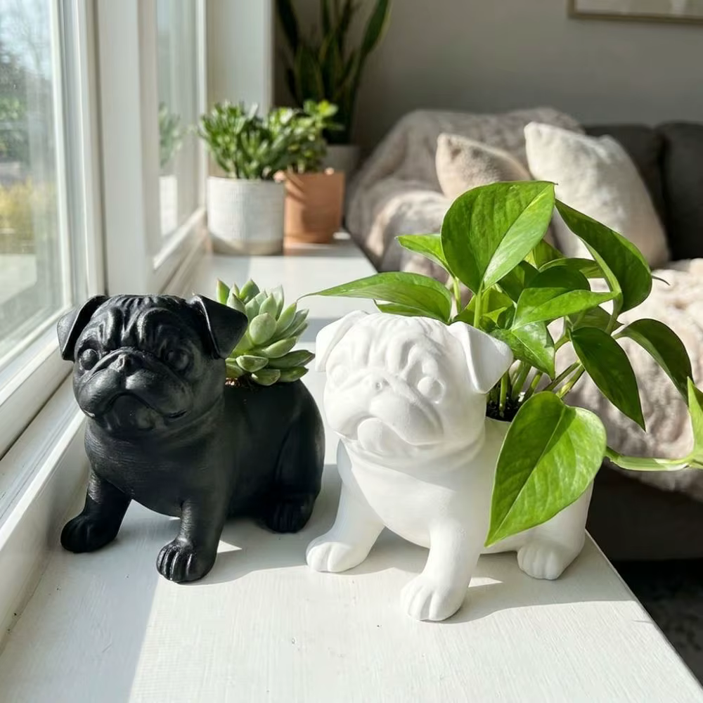Pot de fleurs en forme de pug imprimé en 3D