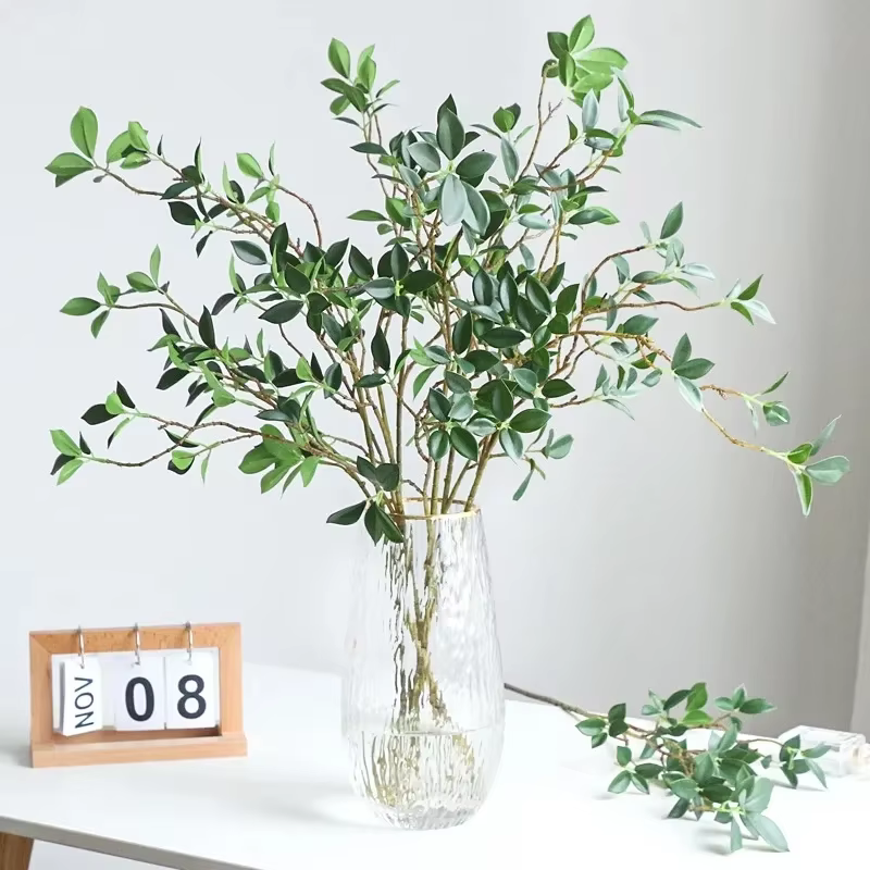Tenuifolia Ficus feuilles d'arbre plantes artificielles Branches longue tige maison décoration de mariage Table extérieure jardin fausse plante