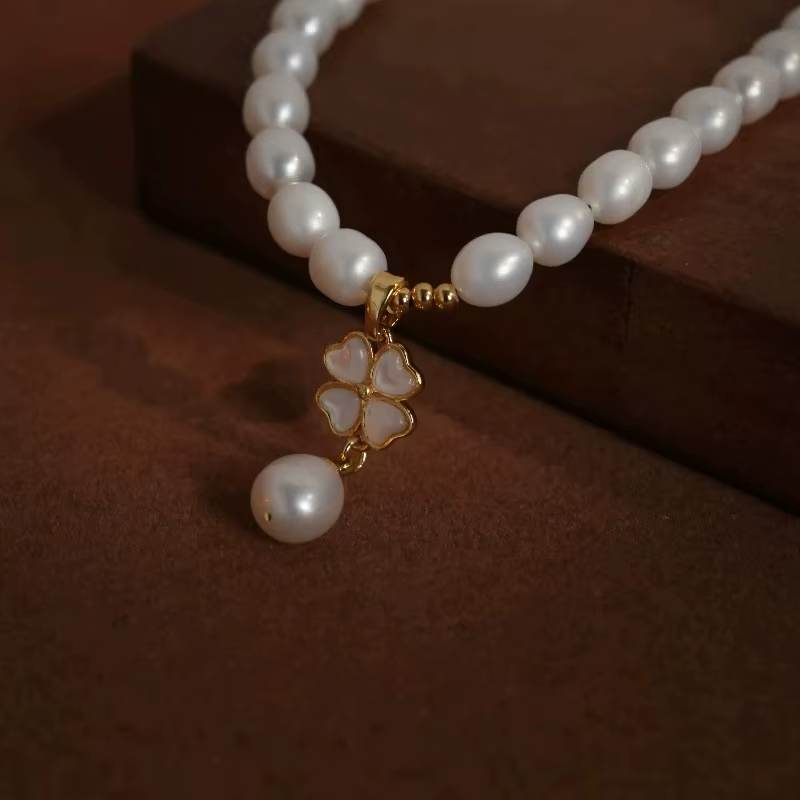 Nouveau Style élégant fleur porte-bonheur de haute qualité 100% perle d'eau douce naturelle 14K or rempli dames pendentif collier bijoux cadeaux