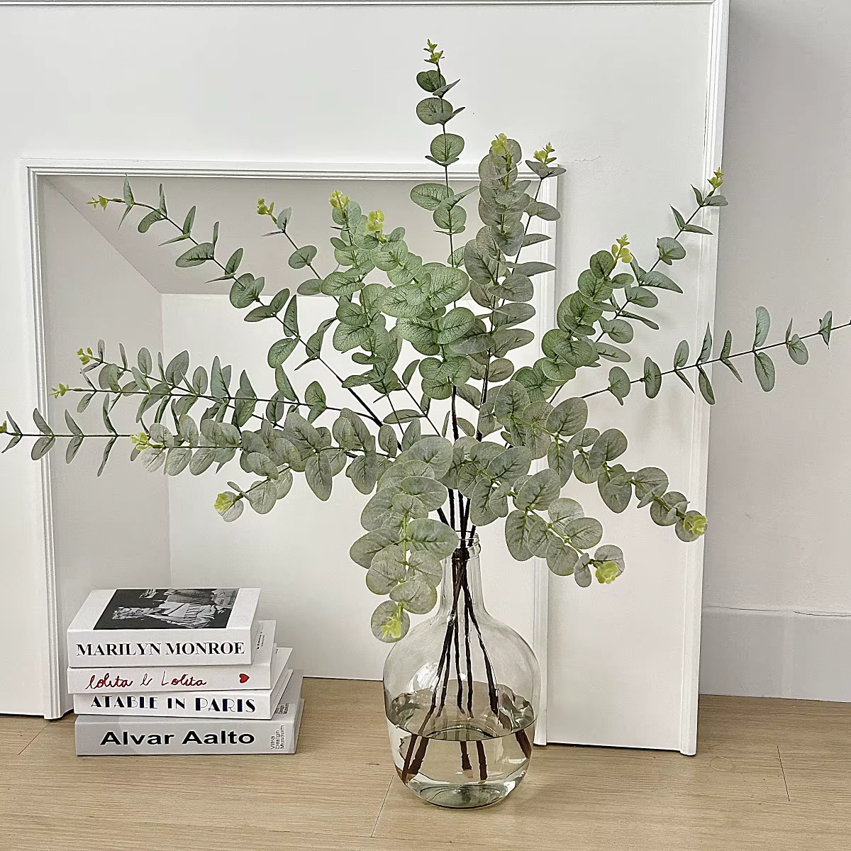 Cuir chevelu d'eucalyptus à 3 fourcommuniste
