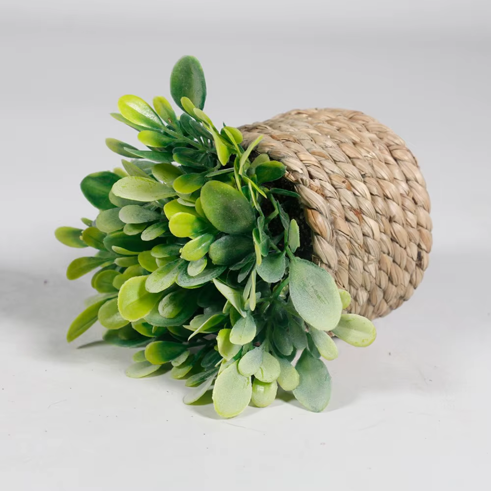 Plante en pot artificielle verte
