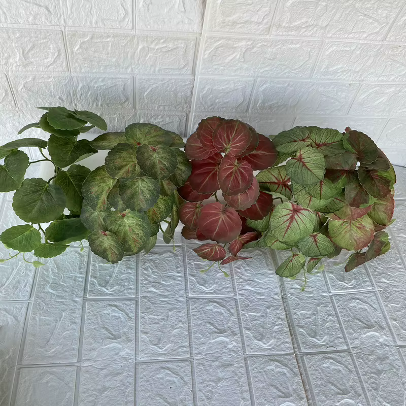 Plantes vertes artificielles en pot