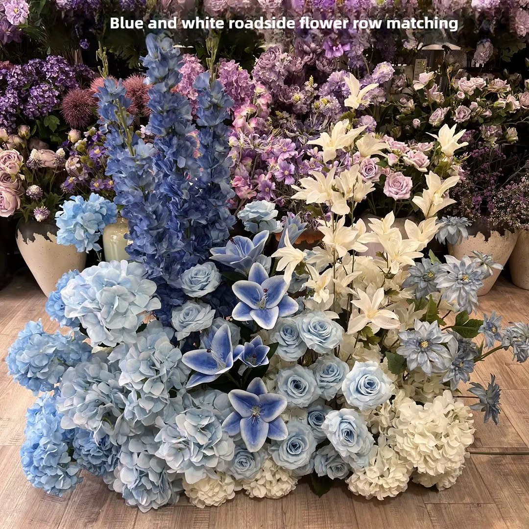 Arrangement floral de chemin de mariage blanc et vert