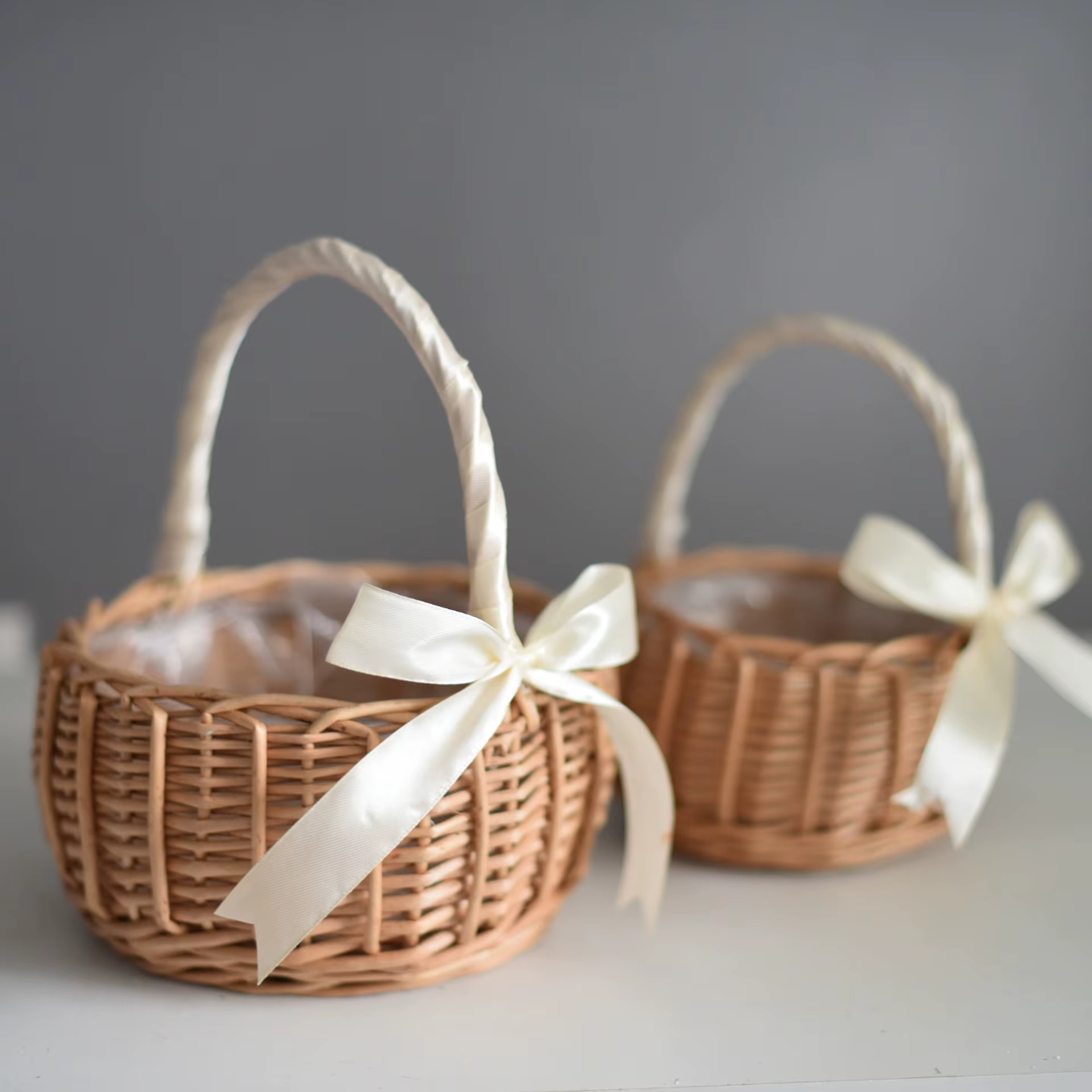 Panier à fleurs tissé en rotin