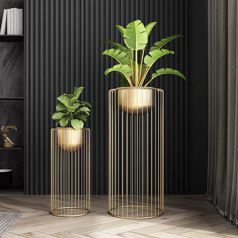 Support de plantes en fer nordique