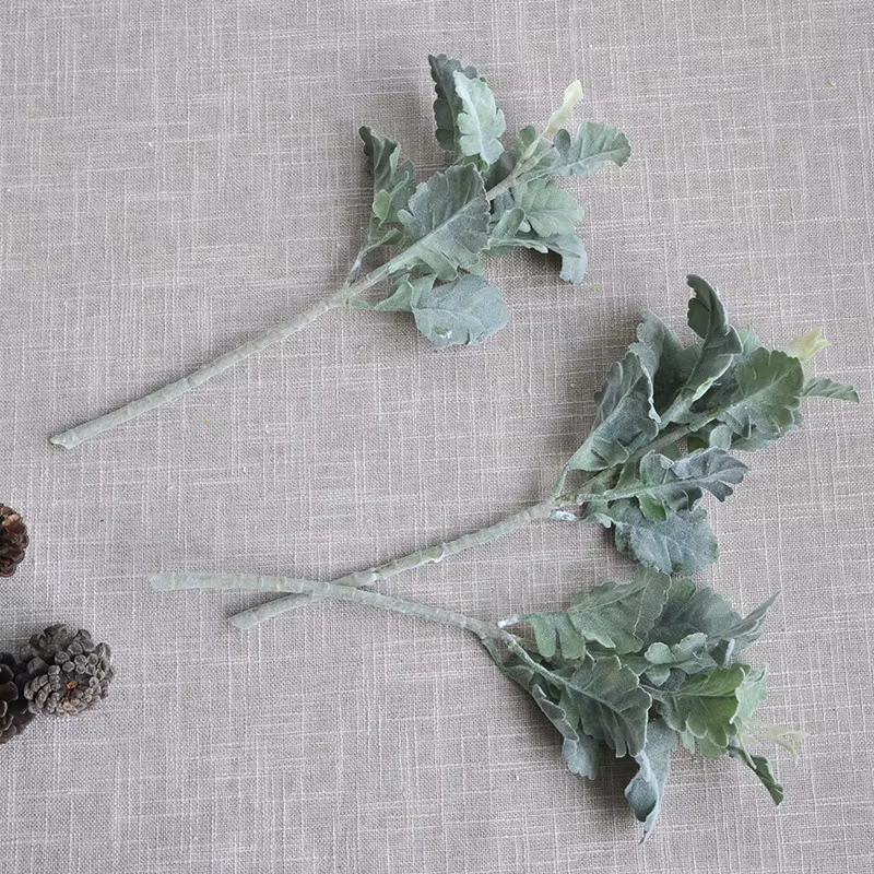 Plante artificielle de Senecio Cineraria