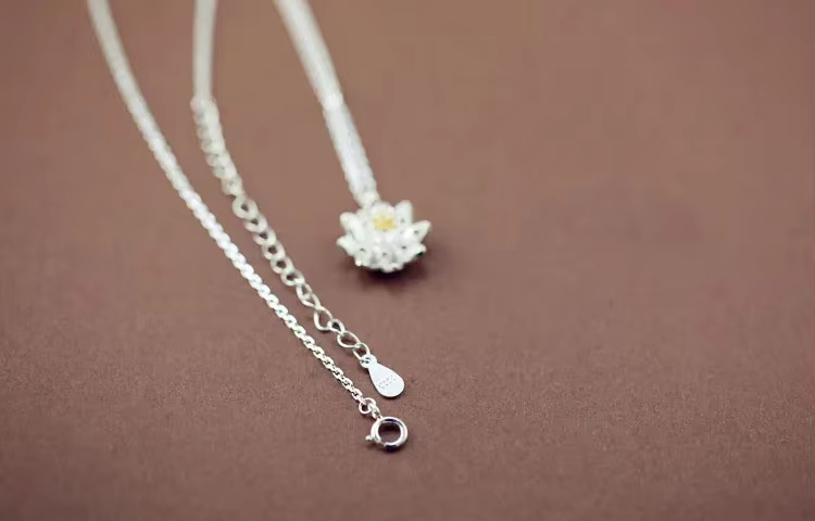 Colliers et pendentifs lotus en argent Sterling 925 pour femmes, bijoux en argent Sterling de haute qualité