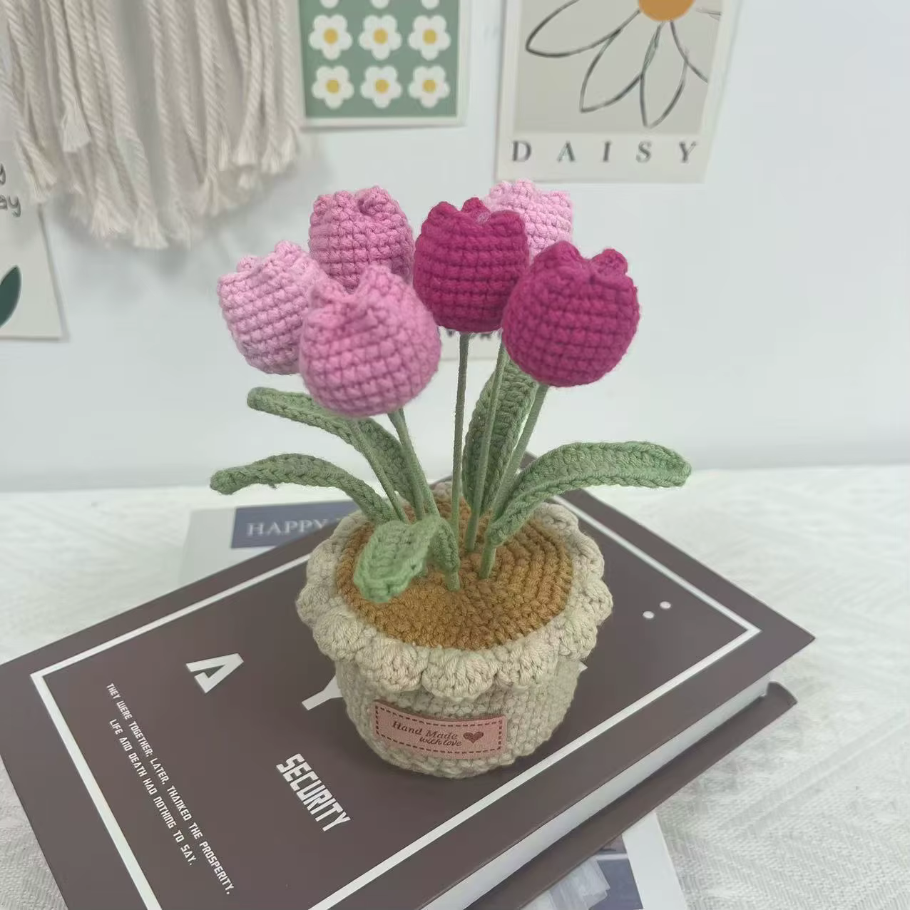 Pot de fleurs en forme de tulipe fini