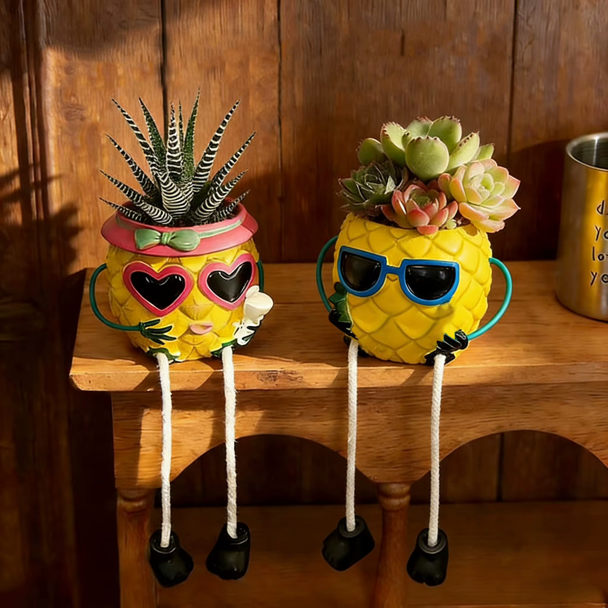 Pot de fleurs créatif en forme de lunettes de soleil et d'ananas