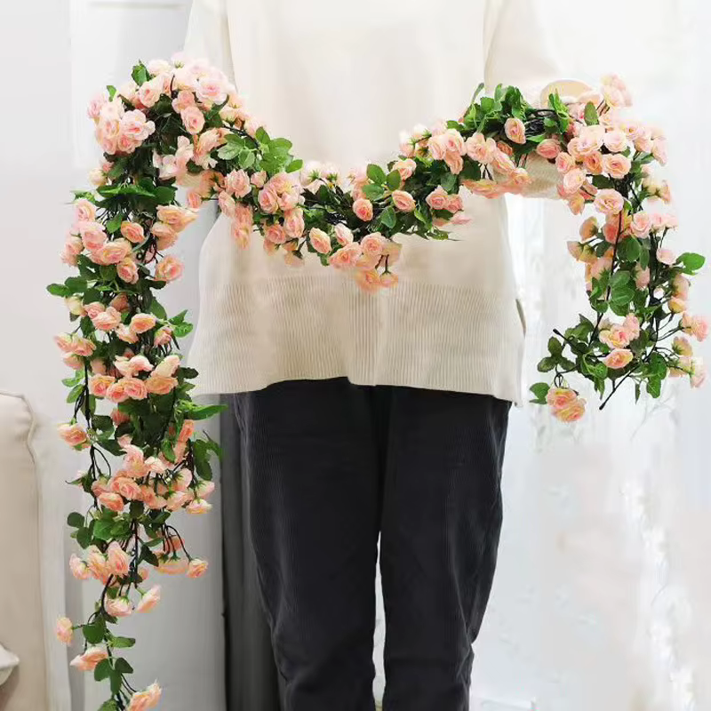 Mur de Vigne Artificielle de Pivoine