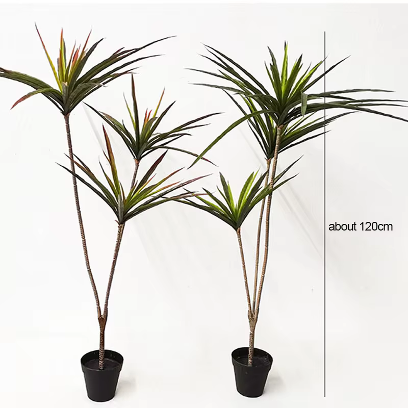 Grandes plantes de Dracaena artificielles tropicales en pot