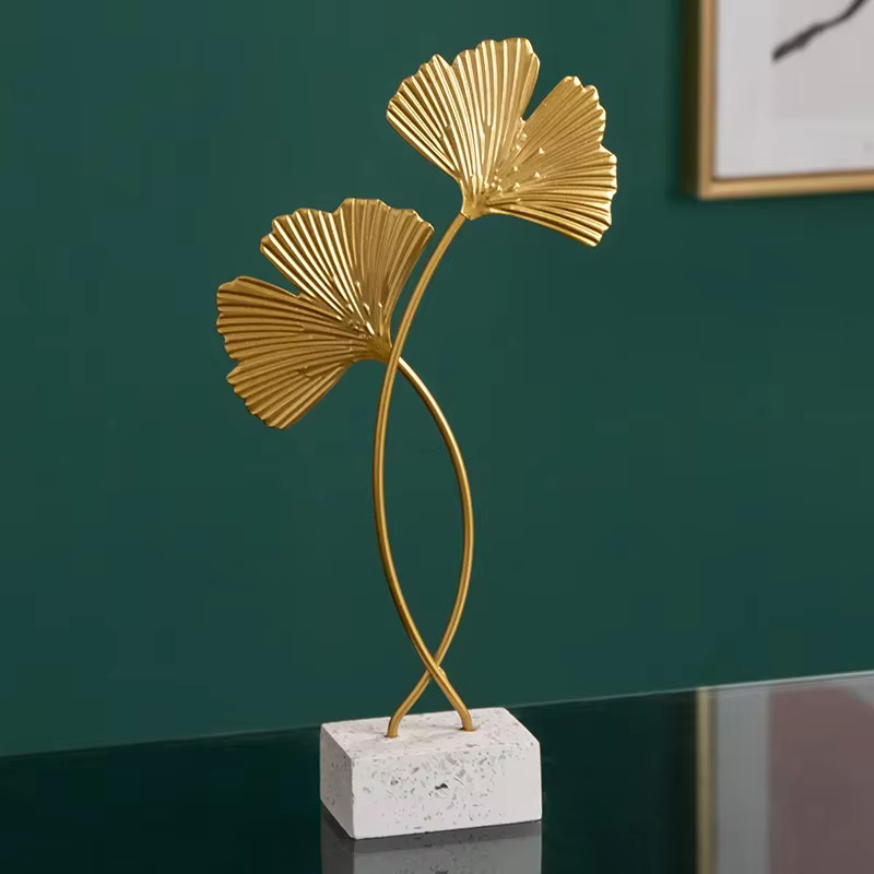 Sculpture de feuilles de cuir chevelu Ginkgo doré