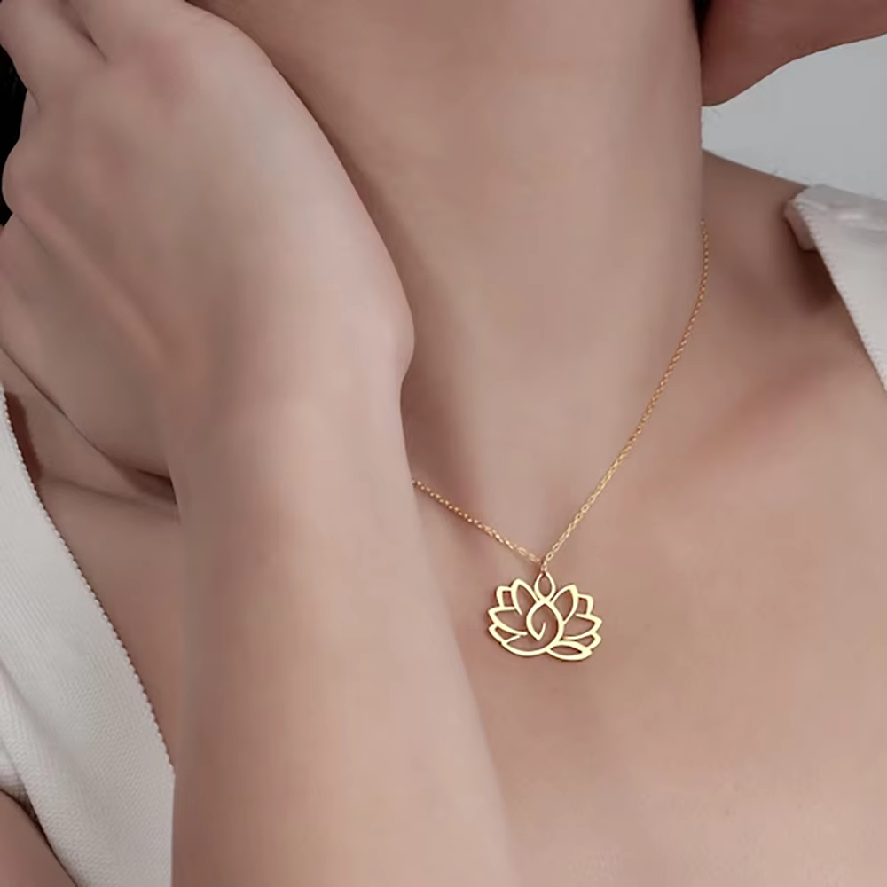 Porte-bonheur fleur de Lotus pendentif ras du cou chaîne femmes bouddhiste 316 acier inoxydable Yoga Chakra magique purifier l'âme collier Couple bijoux