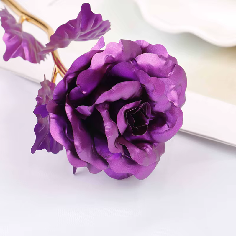 Fleurs roses dorées plaquées or 24 carats pour la maison