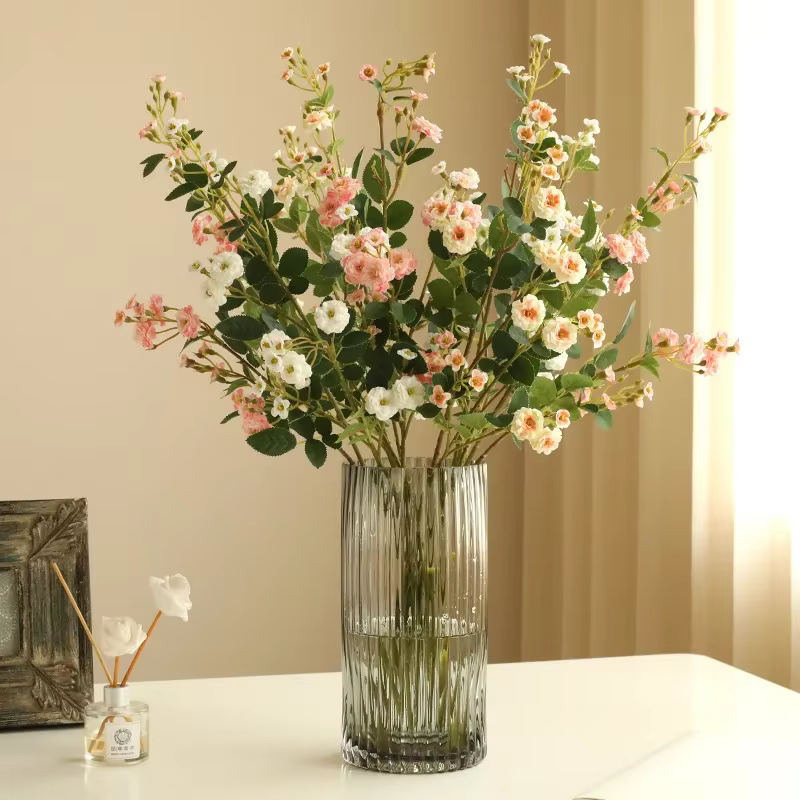 Longue branche petite rose simulation fleur