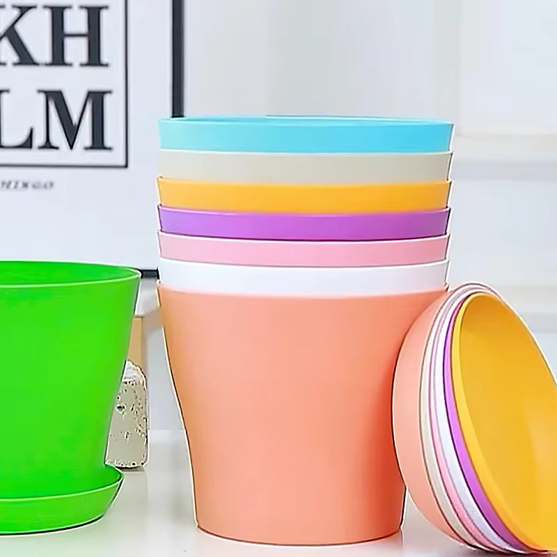 Pot de fleurs multicolore pour plantes