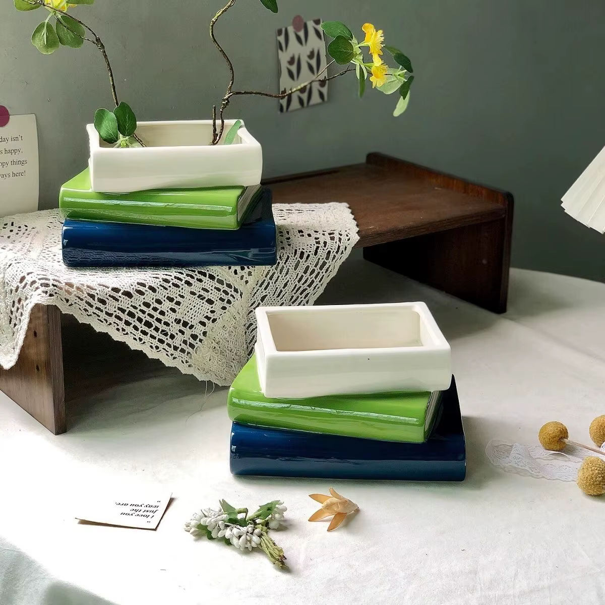 Pot de fleurs vintage en céramique