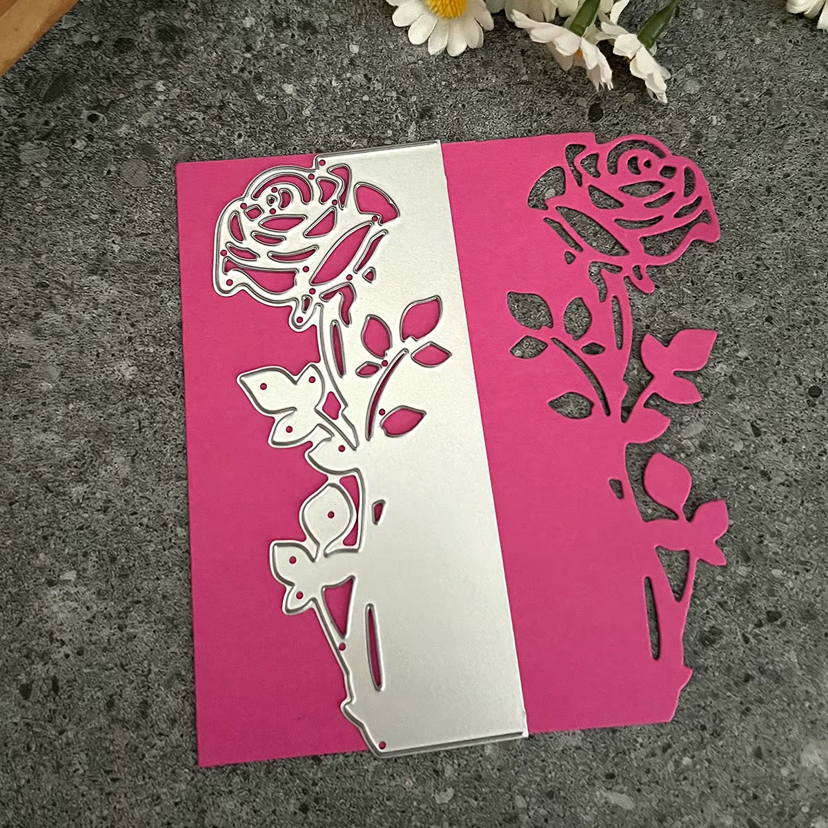 Matrices de découpe en métal avec bordure en dentelle de fleur