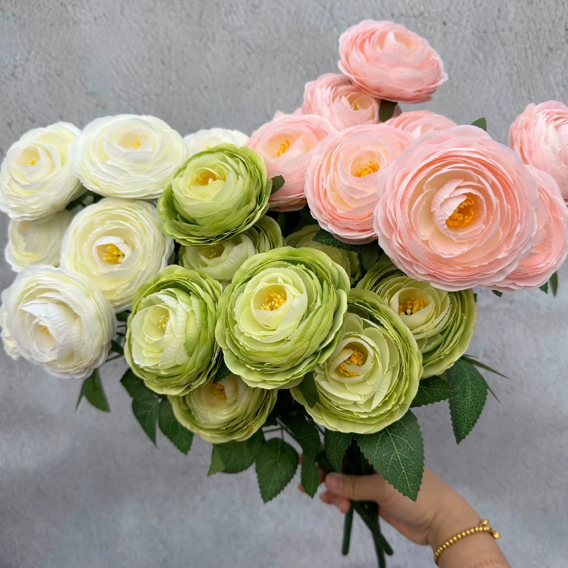 Bouquet de 9 fleurs artificielles de lys et pivoine pour mariage