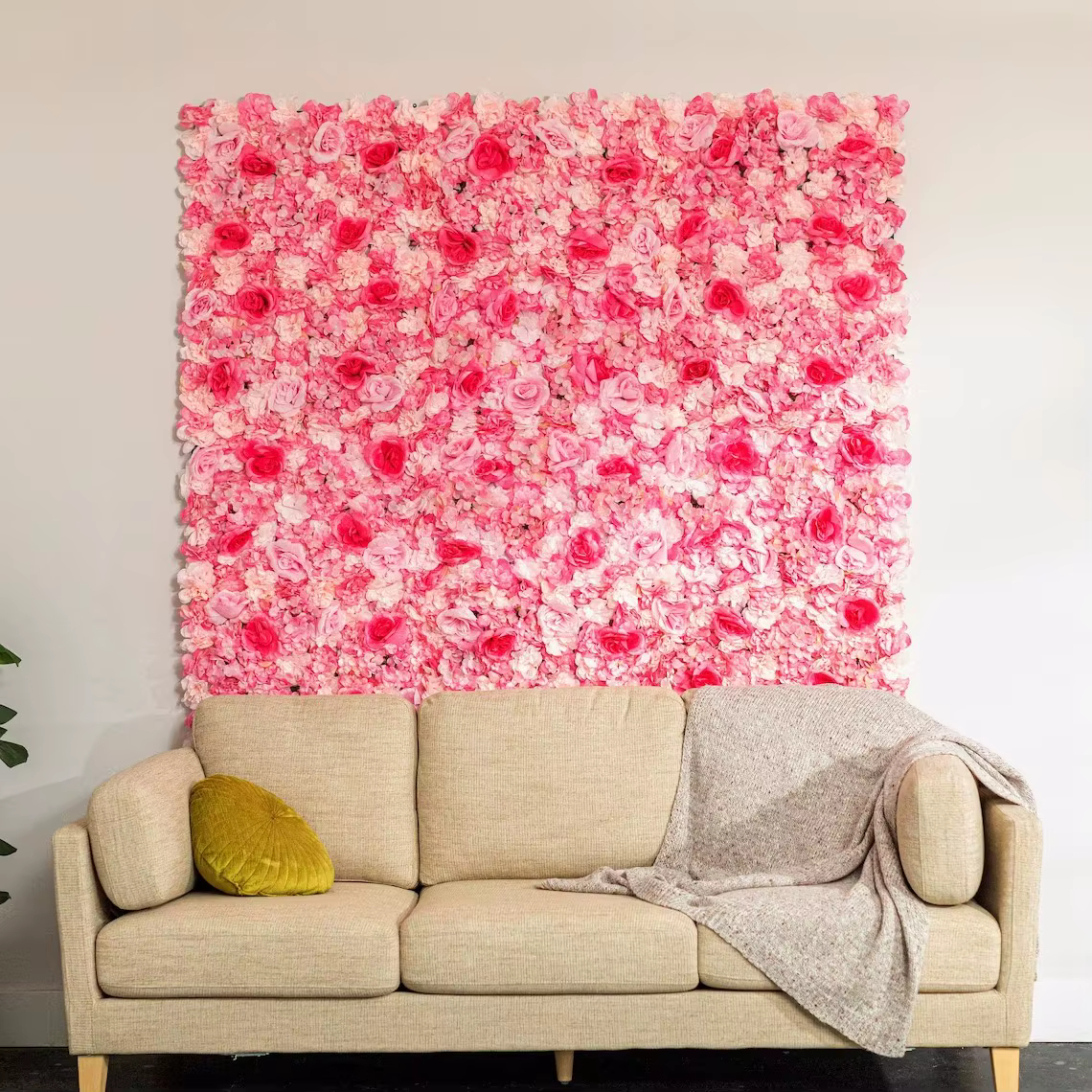 Décoration murale de fleurs roses rouges