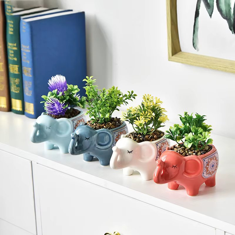 Pots de fleurs d'animaux de dessin animé original