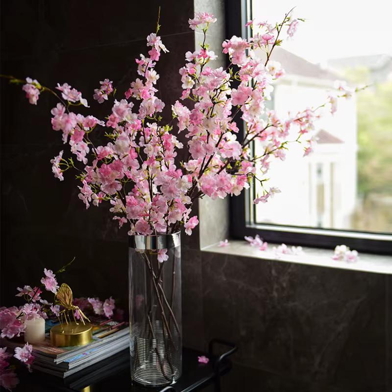 Fleurs artificielles, décoration florale blanche