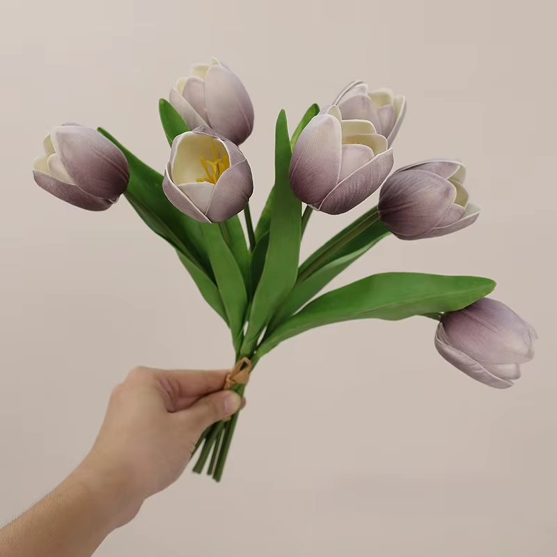 Bouquet de tulipes rondes à 7 têtes