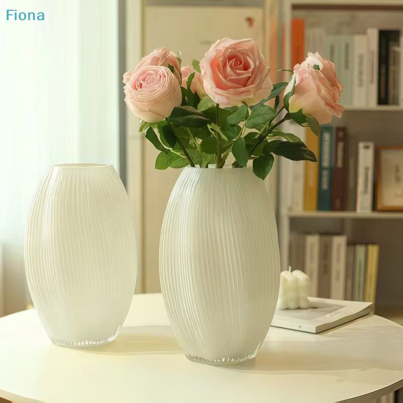 ✔ Vase en plastique texturé blanc