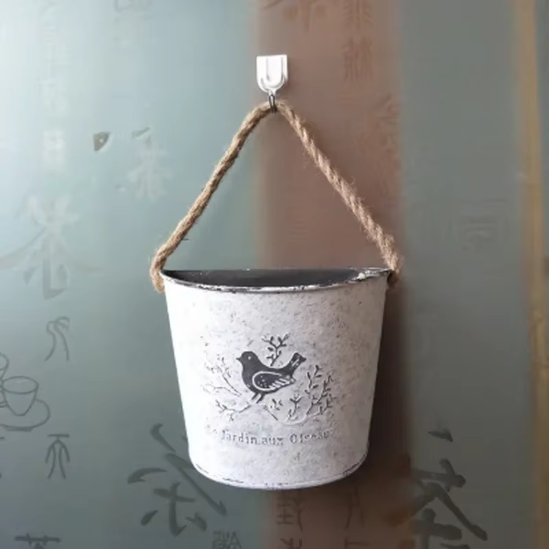 Vase à fleurs mural suspendu