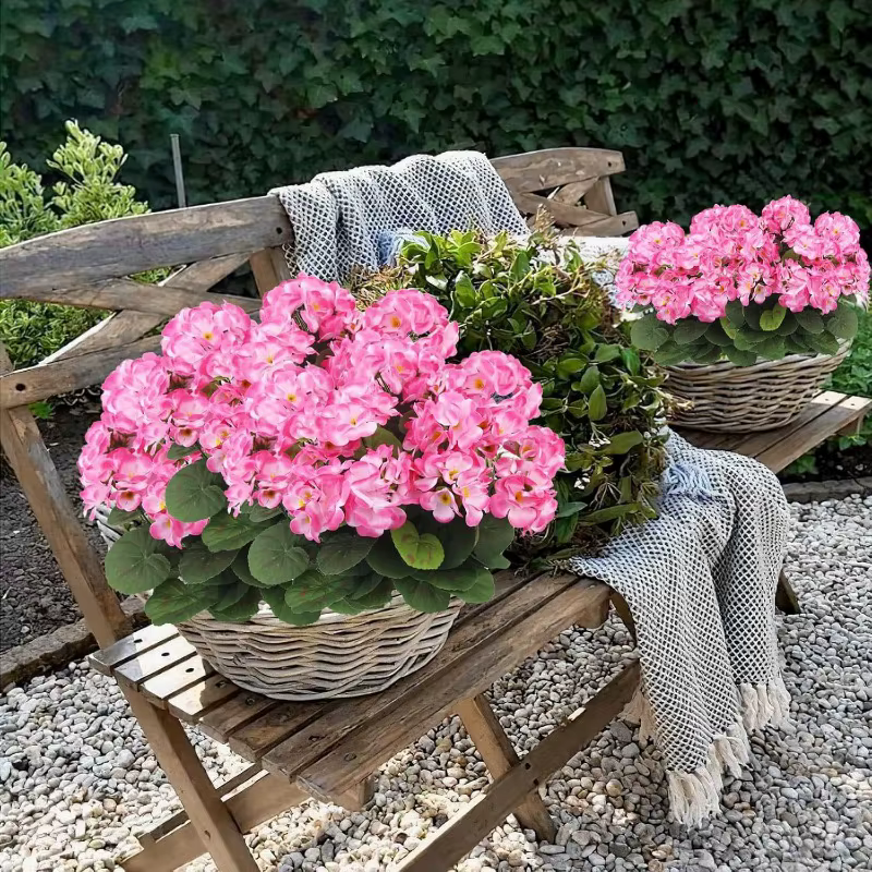 Bouquet de 3 Géraniums Artificiels pour la Décoration Intérieure