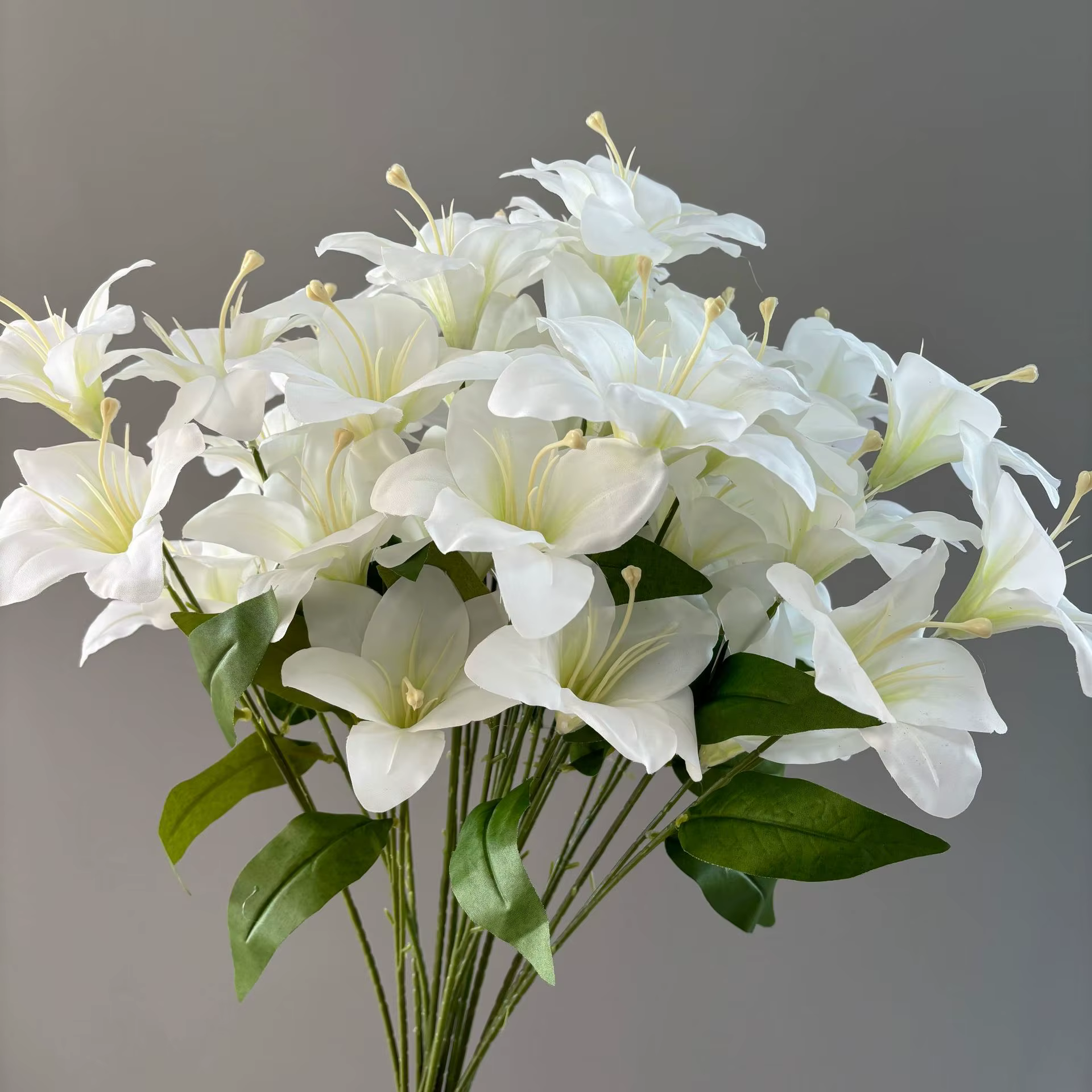 6 pièces de nouveaux bouquets de lys artificiels Hemerocallis