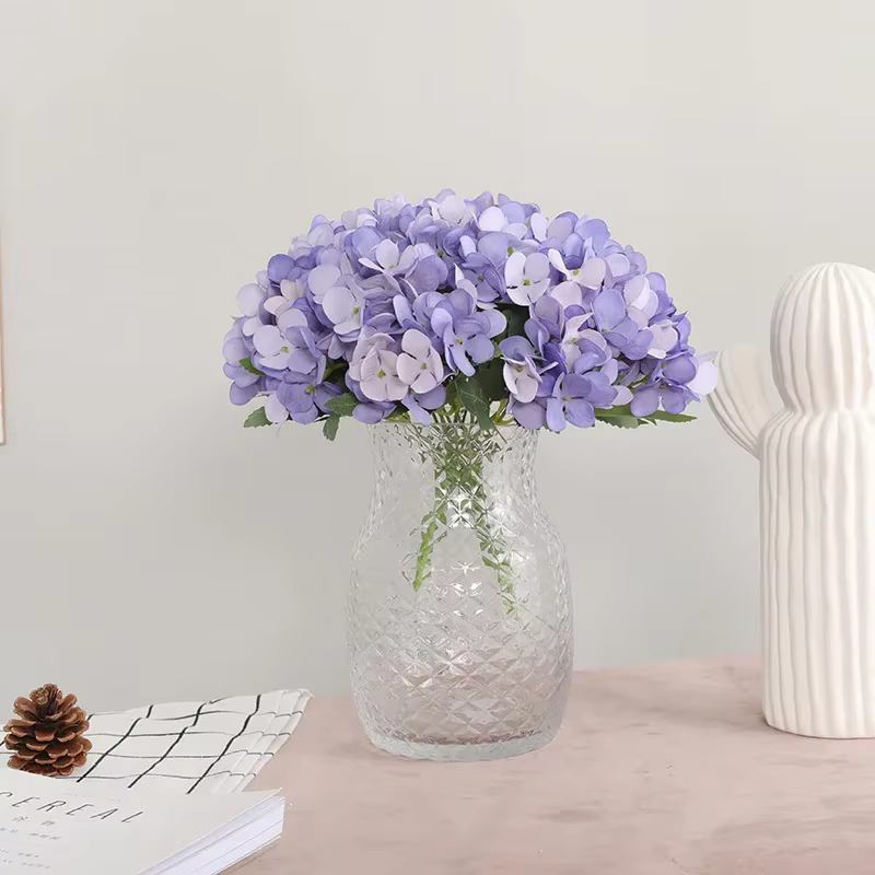 Fleurs artificielles en soie
