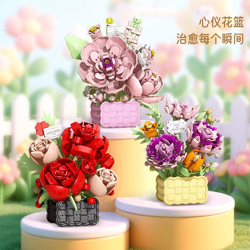 Panier de fleurs éternelles roses