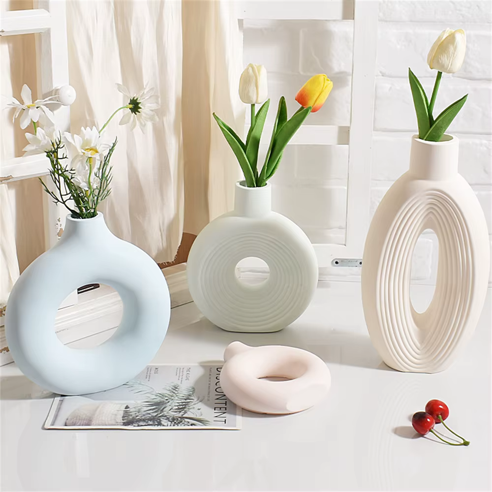 Vase ovale rond ajouré