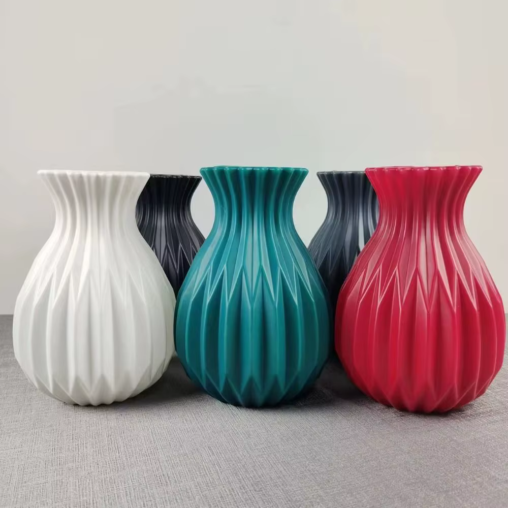 Vase à fleurs moderne en plastique blanc