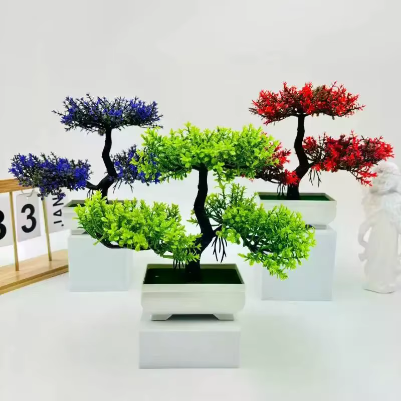 Plante artificielle de pin à trois broches