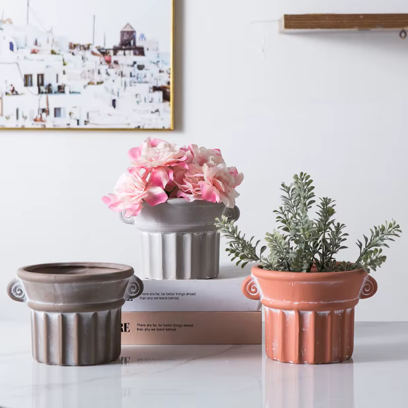 Pot de fleurs en céramique de style européen avec trous et plateau