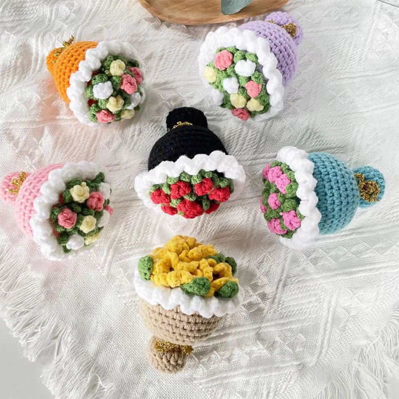 Mini bouquet de fleurs en tricot tissé à la main