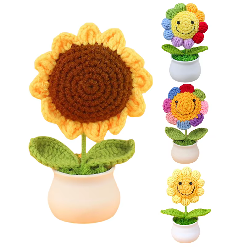Pots de tournesol tricotés à la main