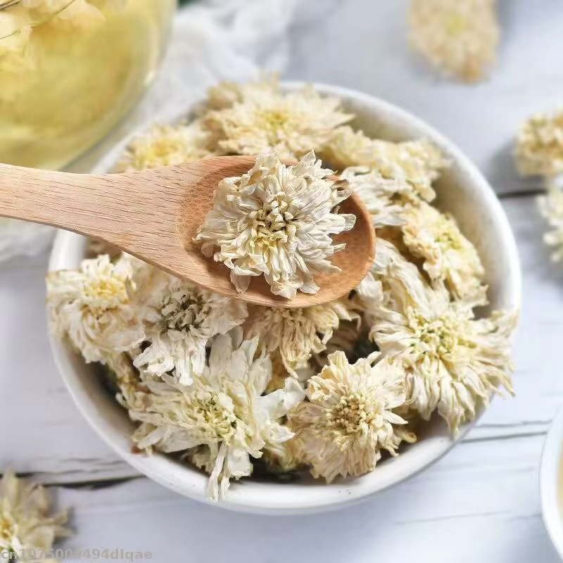 Les fleurs de chrysanthème séchées de qualité 100g-200g sont utilisées pour la fabrication de bougies