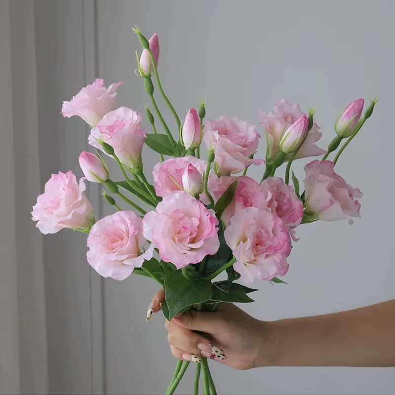 Fleurs de lisianthus artificielles