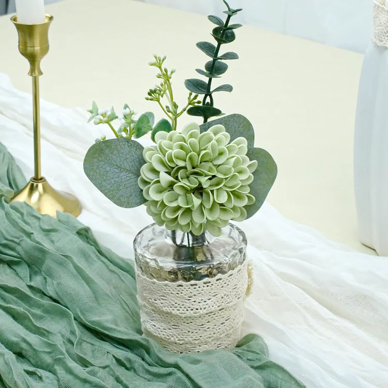 Fleurs de Dahlia vert chasseur et vert sauge
