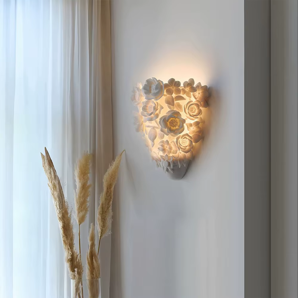 Applique Murale Fleur Sculptée Créative, Style Français Luxe Léger, Design Haut de Gamme pour Salon, Décoration de Chambre, Style Crème, Éclairage Rétro pour Villa